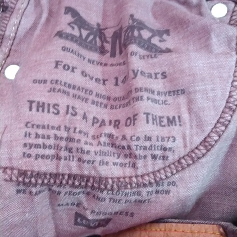 Levi’s 511 BROWN slim fit jeans